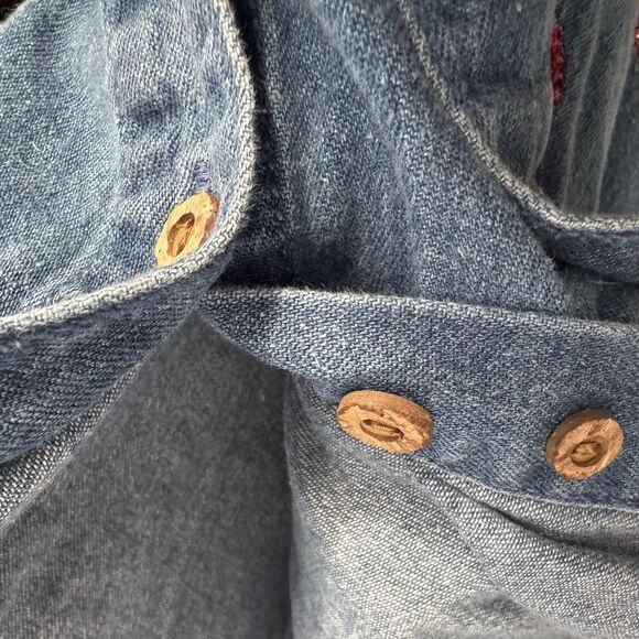 Vintage 90s Quizz Denim Button Up Shirt Sz L Christmas Bears Embroidery Winter - Picture 16 of 16